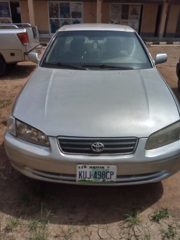 Thumbnail 4 of 2000 Toyota Camry LE